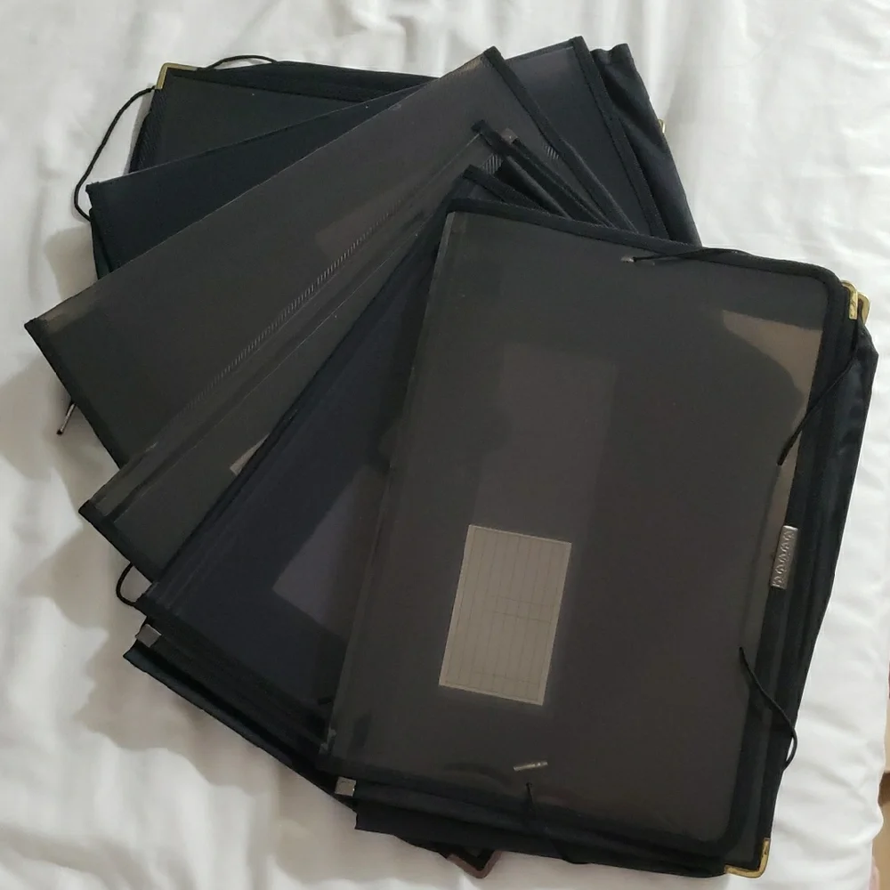 (Pack of 6) Black Document Holders with Label Slot